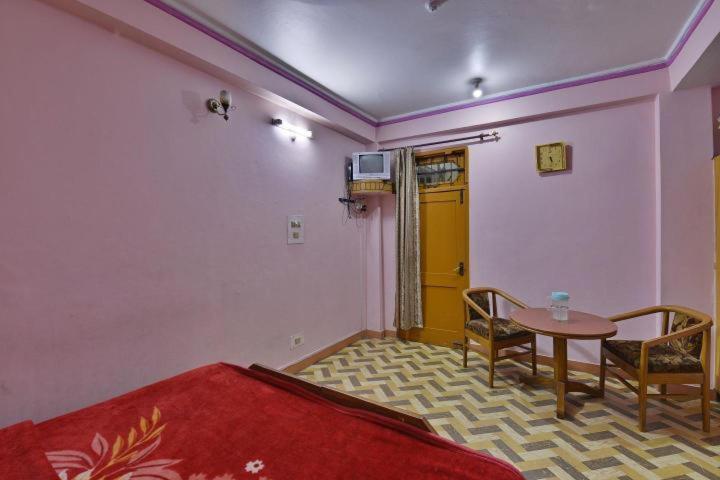 Hotel Ashish Inn Kandāghāt Eksteriør bilde
