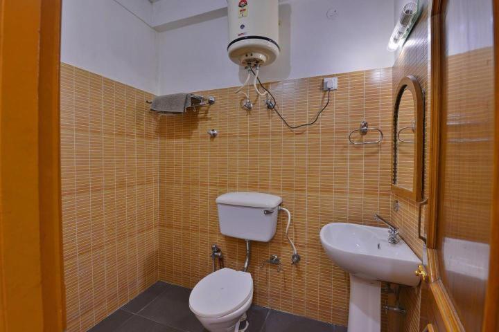 Hotel Ashish Inn Kandāghāt Eksteriør bilde